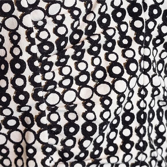 Cabi Du Jour White w/Black Circles Rouching Details Fitted Cropped Jacket Size 4 - Picture 8 of 12